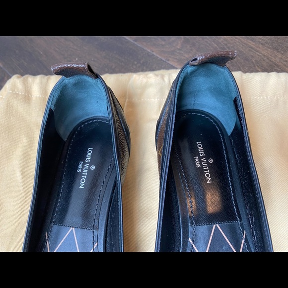 Authentic Louis Vuitton Monogram Flats - Picture 4 of 5